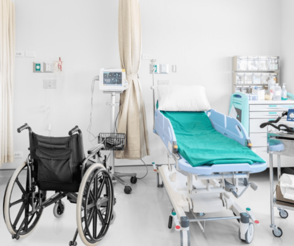 Hospital treatment beds using hydraulic lifts